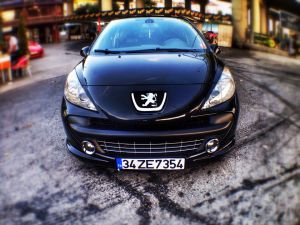 Peugeot: a kereslet csökkenése az új kihívás a magyar autópiacon