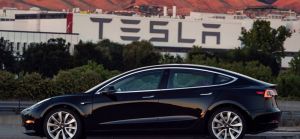 A vártnál gyorsabb a Tesla