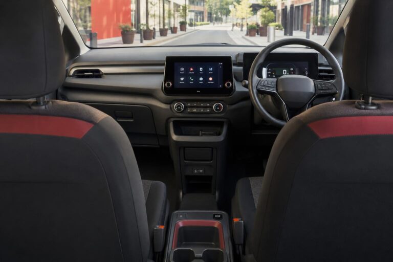Nissan Pixo: meglepően tágas lehet az új elektromos városi autó