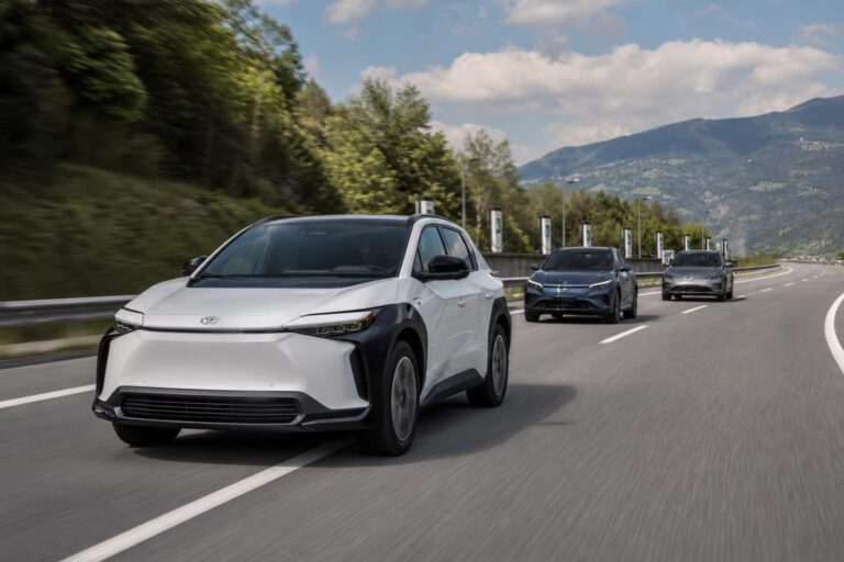Toyota bZ4X: hatékonyabbnak bizonyult két rivális elektromos SUV-nál