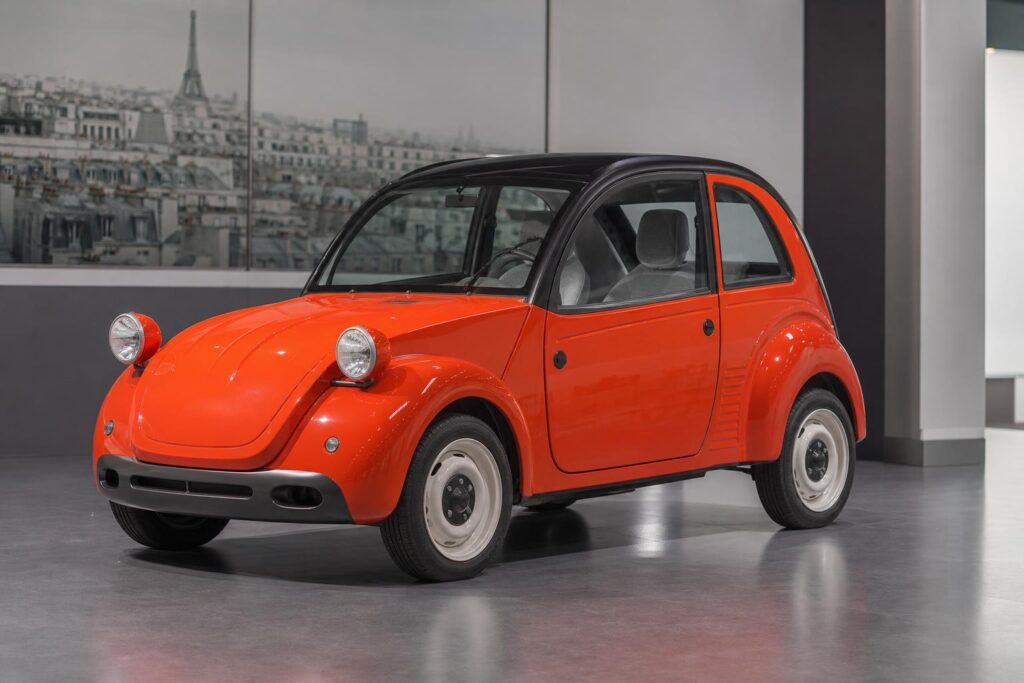 A Citroën elektromos 2CV tanulmányautója modern és retró részletekkel
